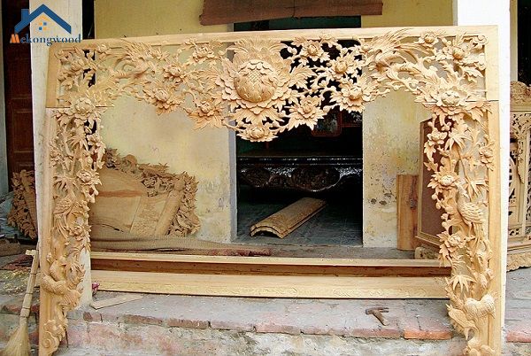 cửa võng phòng thờ hồng trĩ