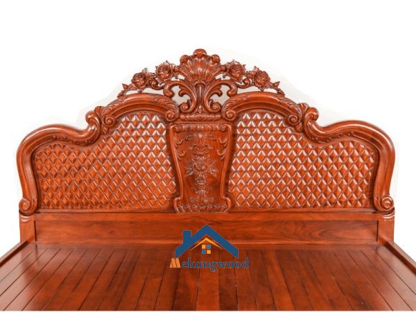 mẫu giường ngủ gỗ chạm hoa hồng đẹp